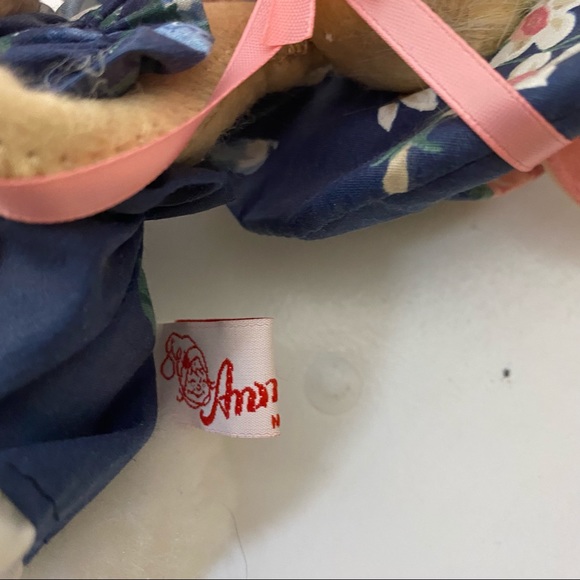 Vintage 1992 Annalee Mobilitee Girl Bunny with Rose doll - Picture 7 of 8